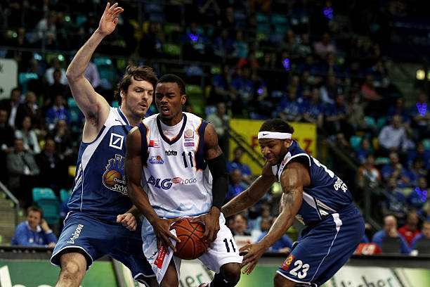 成为球队在 成为球队在