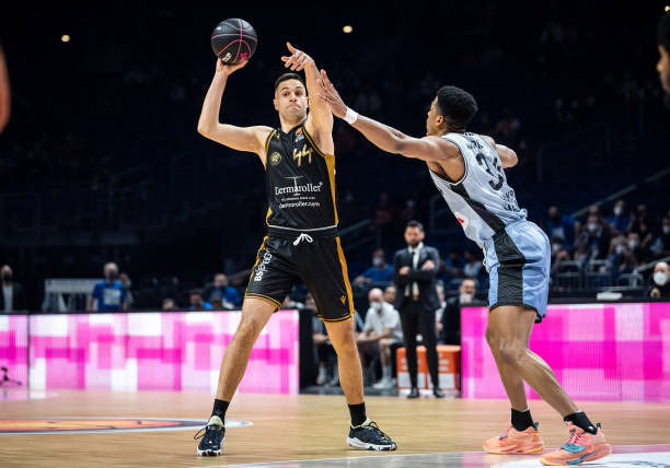 回顾范佩西 回顾范佩西