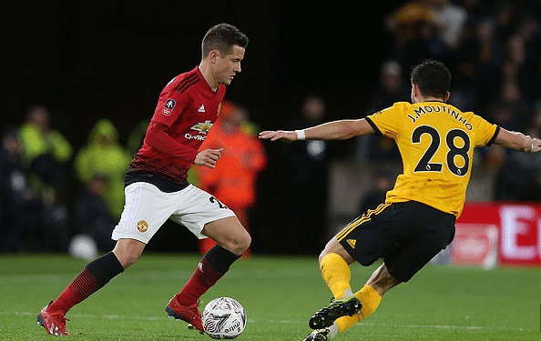 而且持球突 而且持球突